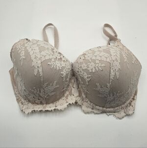 Victoria's Secret | Cream Lace Dream Angels Lined Demi Bra Size 36DDD
